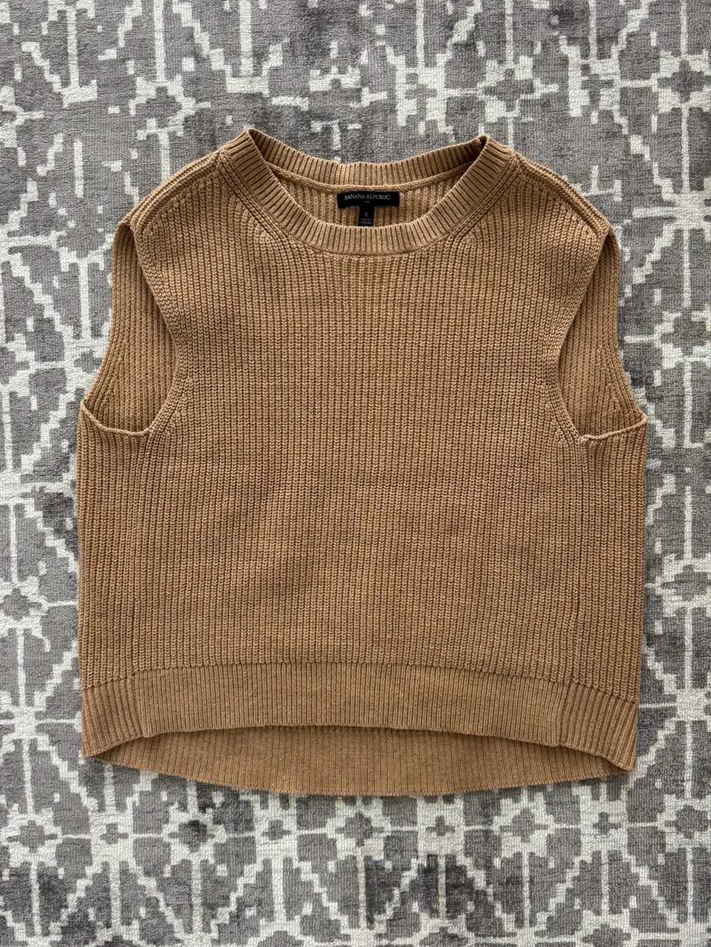 Banana Republic Factory Ribbed Sweater Vest  Sleeveless Knit Shell Camel tan